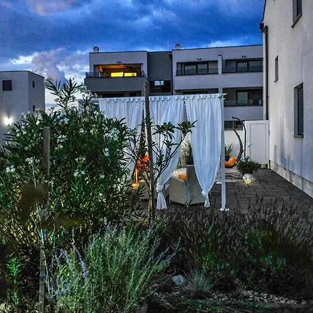 Secret Garden 2
